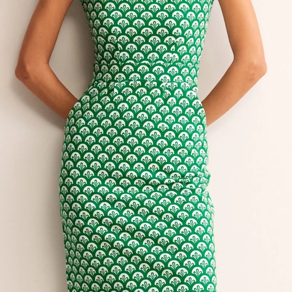 BODEN Florie Jersey Dress, Green Tambourine, Foliage Geo

16/18 L